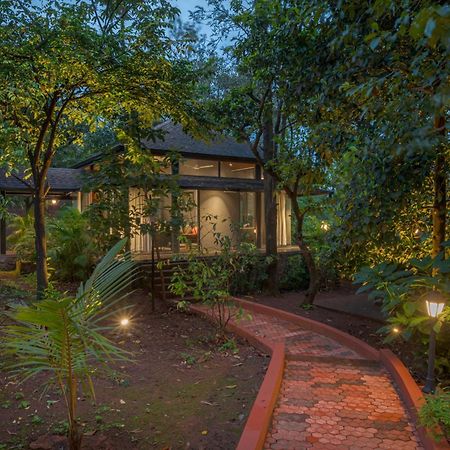 Saffronstays The Glasshouse, Panchgani - Beautiful Glass Villa For Couples Zewnętrze zdjęcie