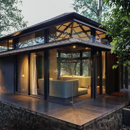 Saffronstays The Glasshouse, Panchgani - Beautiful Glass Villa For Couples Zewnętrze zdjęcie