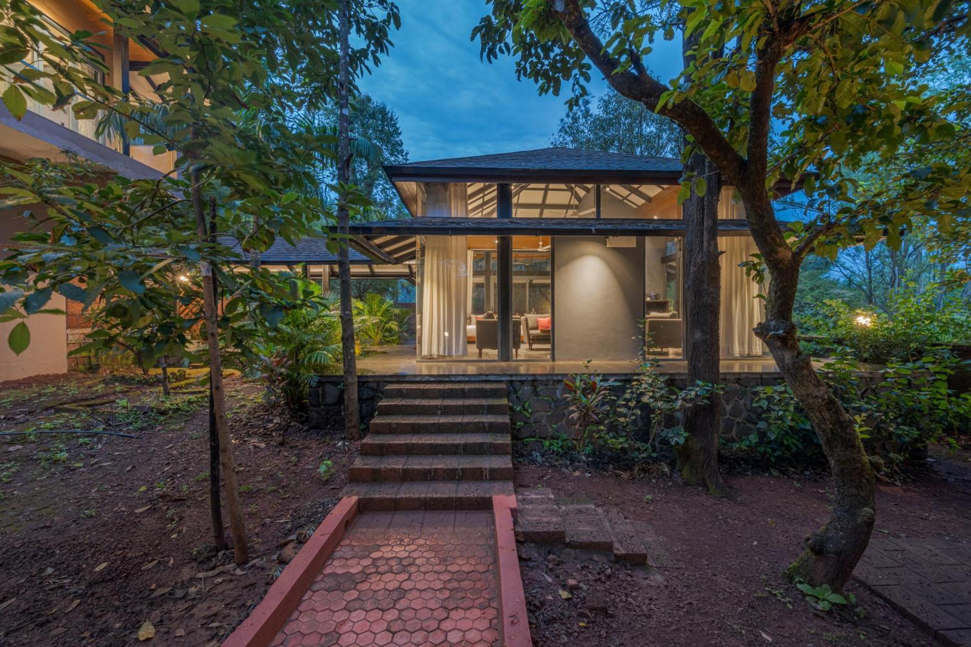 Saffronstays The Glasshouse, Panchgani - Beautiful Glass Villa For Couples Zewnętrze zdjęcie