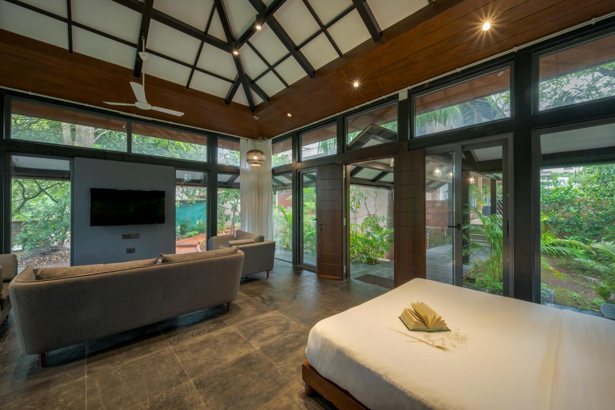 Saffronstays The Glasshouse, Panchgani - Beautiful Glass Villa For Couples Zewnętrze zdjęcie